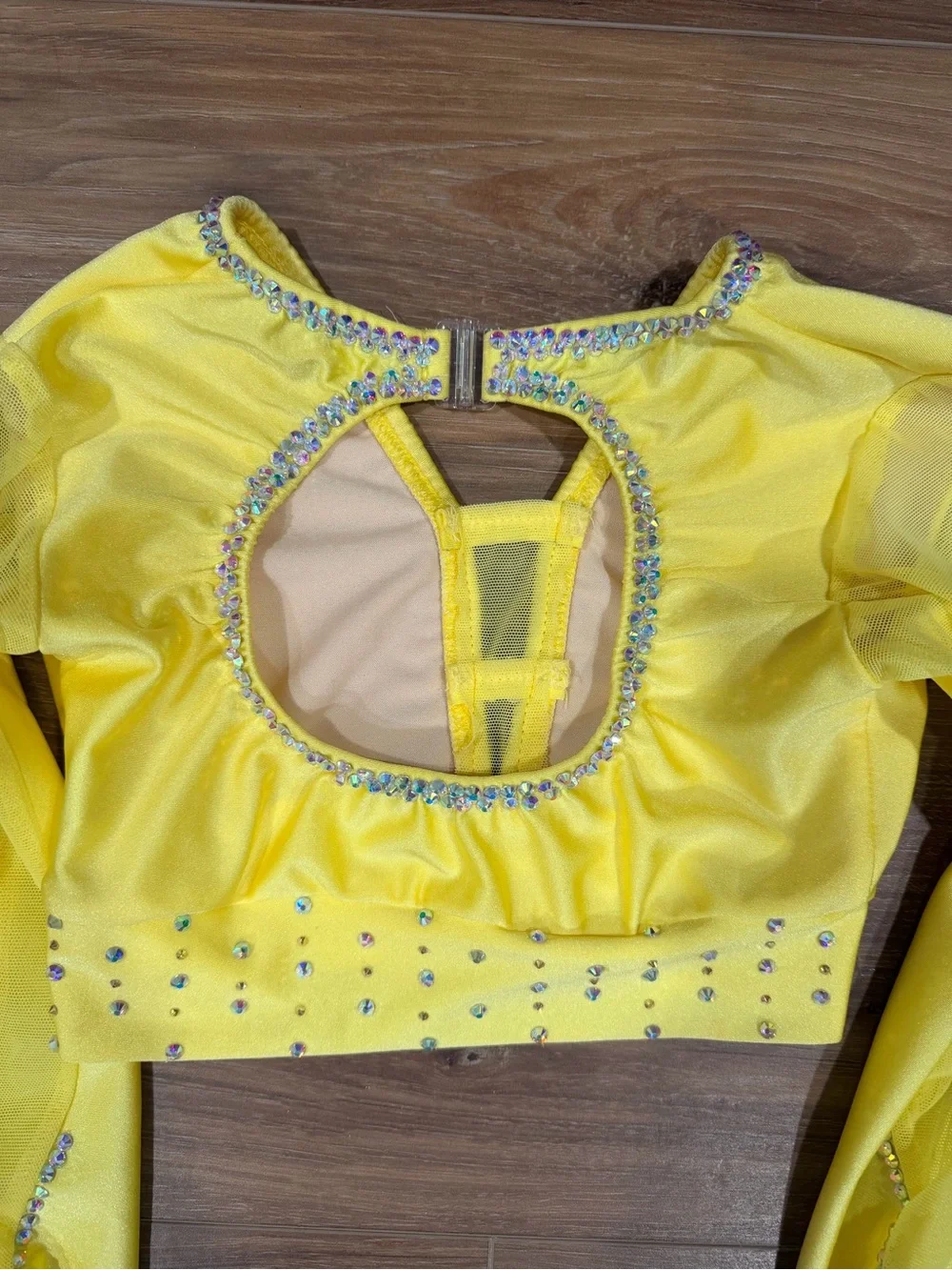 N/A bright yellow